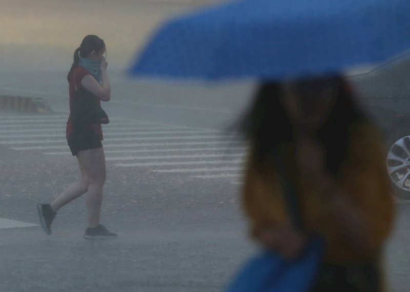 強降雨影響 新北汐止萬里土石流紅色警戒
