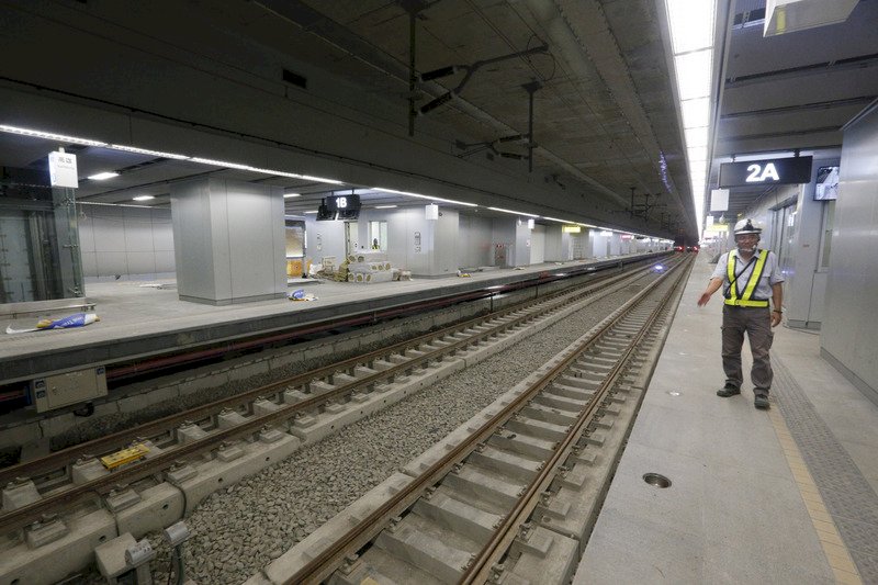 高雄鐵路地下化耗資近千億 14日通車