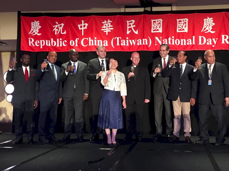 紐約雙十酒會 民俗藝術攤位添看頭
