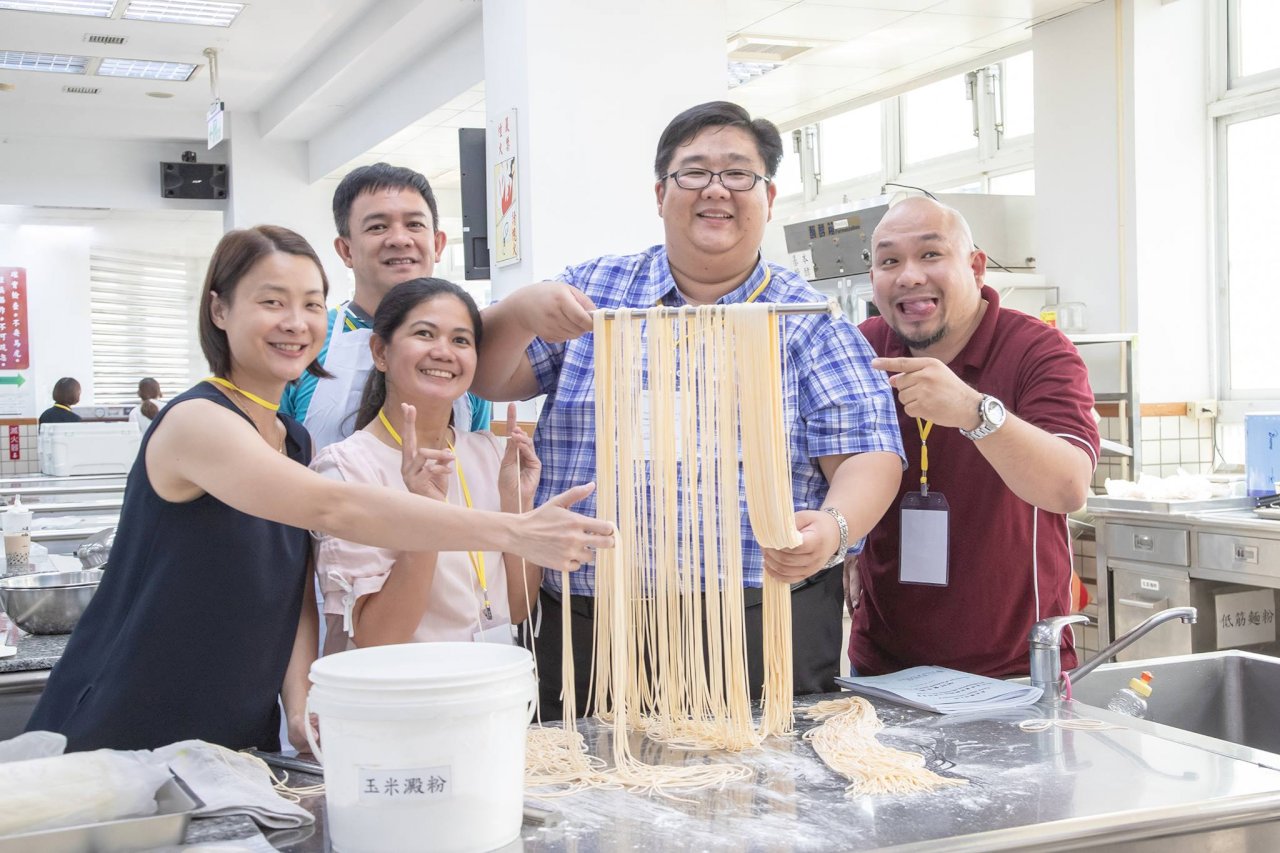 台灣麵條南向交流 菲國業者組團取經