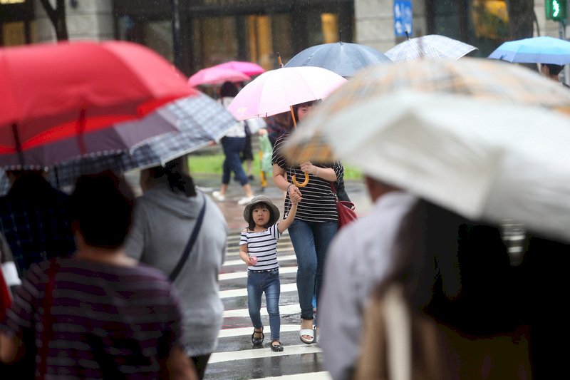 商總提颱風假補班 勞動部：源頭若改或可檢討
