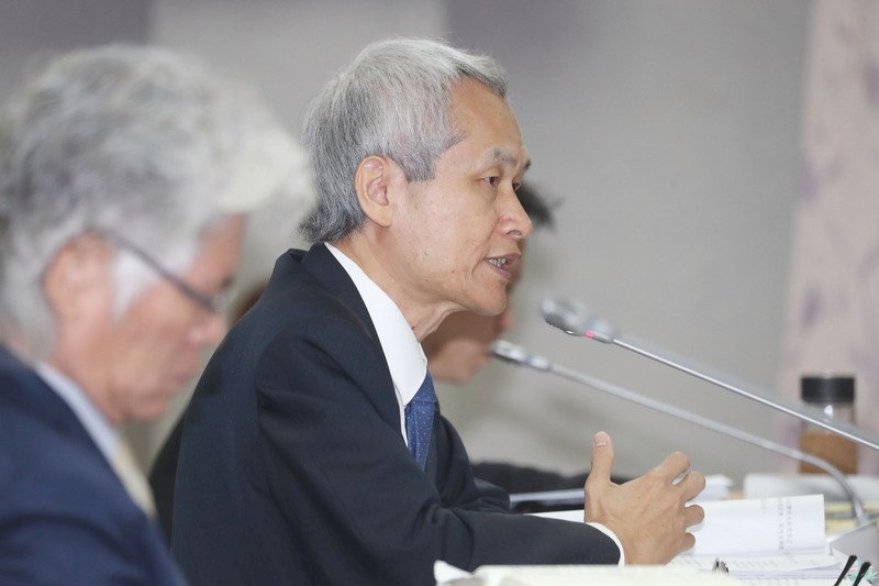 政府約聘僱納勞基法 銓敘部、人總態度保留