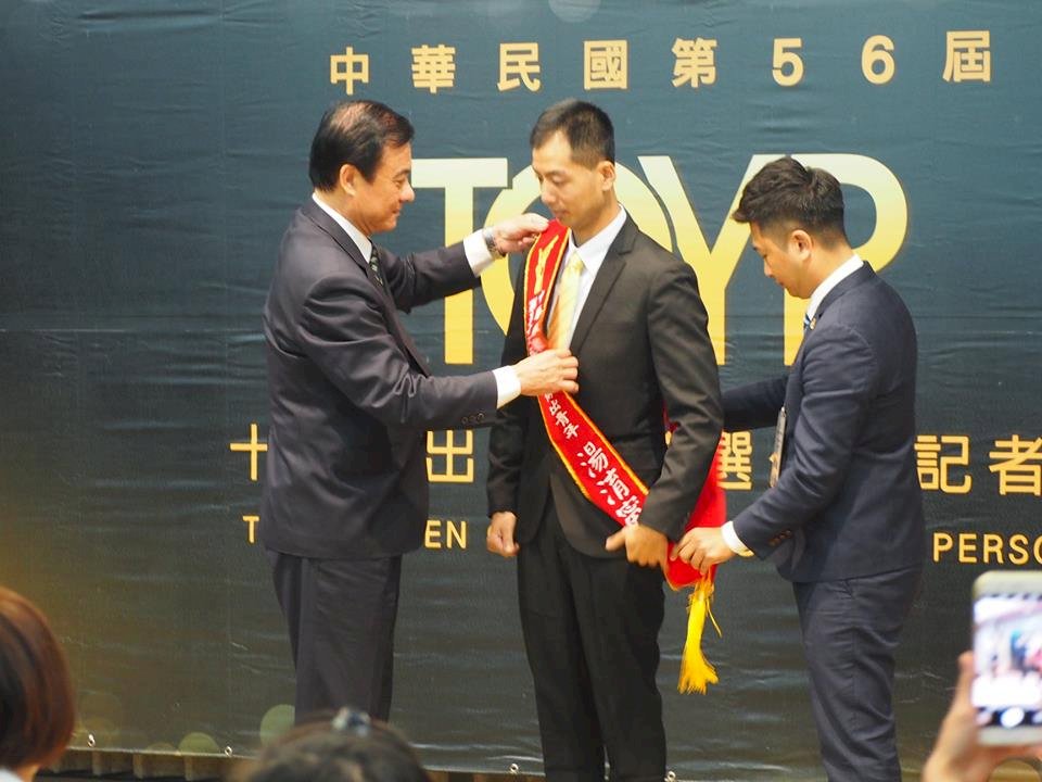 十大傑出青年今公布 南向總舖師成亮點