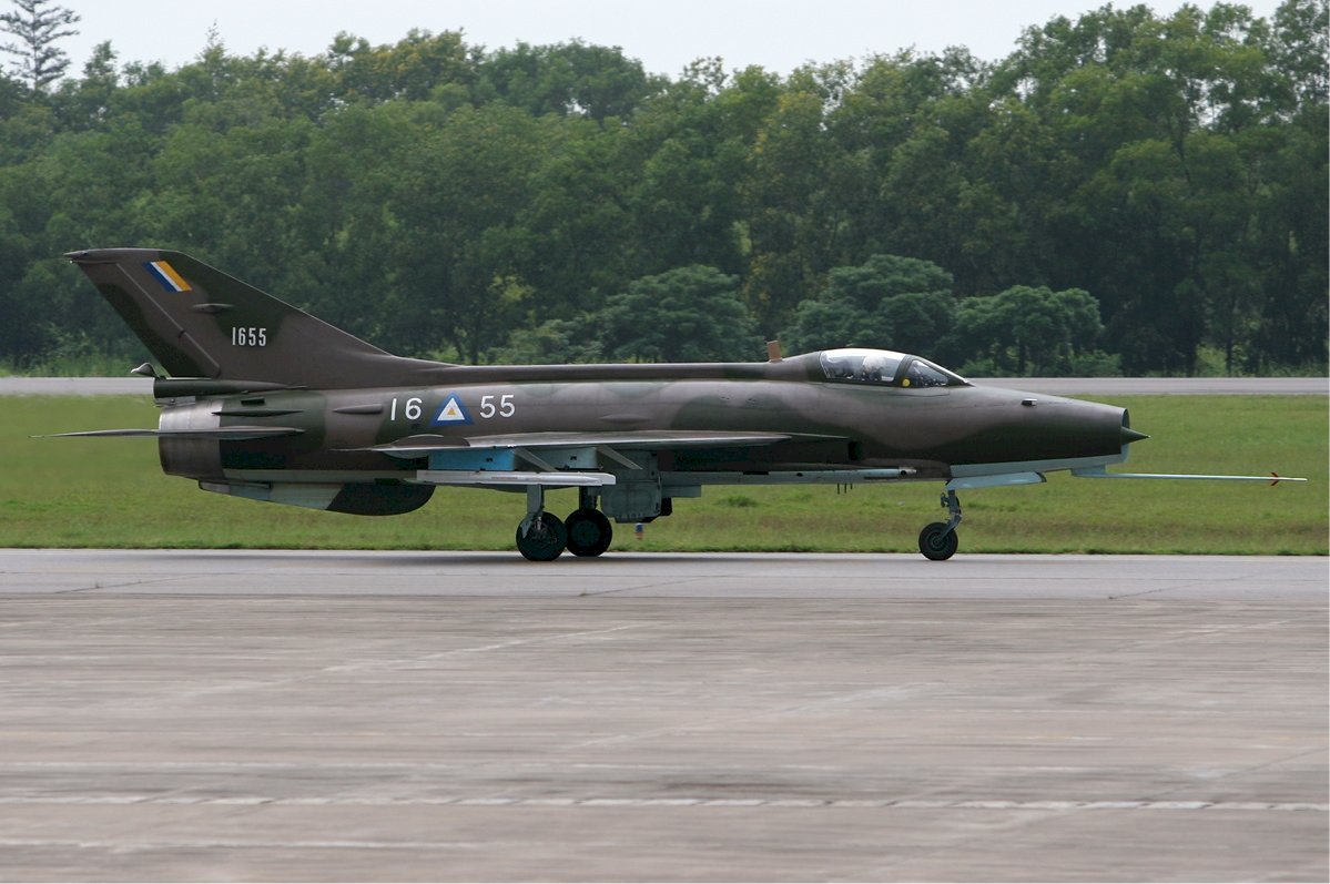 殲7摔機！Made In China不靠譜 緬甸軍機兩年已4連摔126死