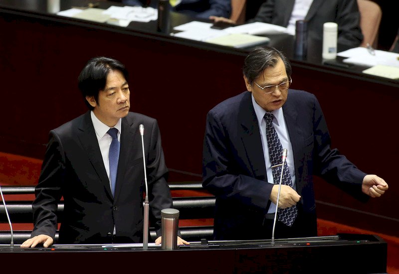 領陸居住證限縮被選舉權 陸委會：民調贊成