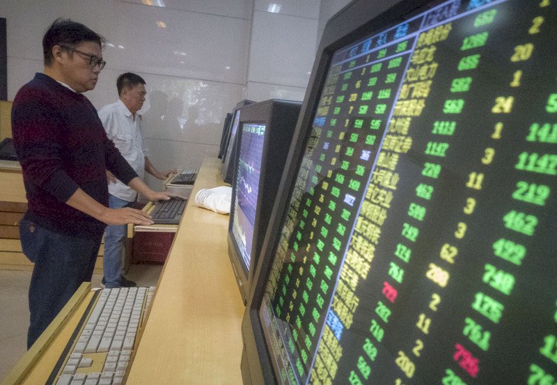中國券商難過冬 降薪裁員不斷從業人員年減5%