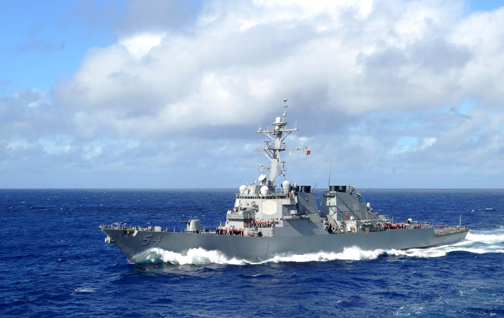 美驅逐艦經台灣海峽北駛 國防部全程掌握