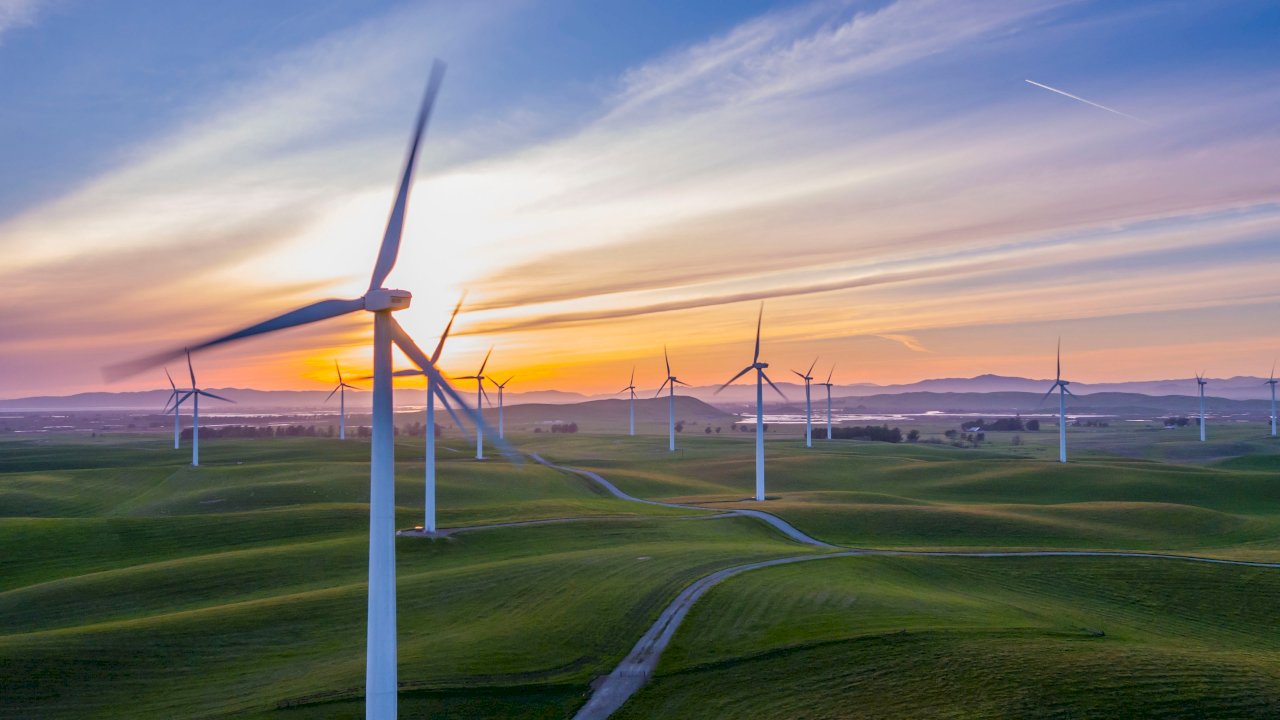 澳洲史上頭一遭 燃煤發電佔比低於50％