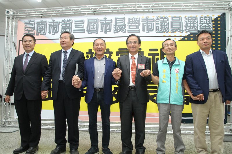 台南選情嗅不出煙硝味 選民樂見乾淨選舉