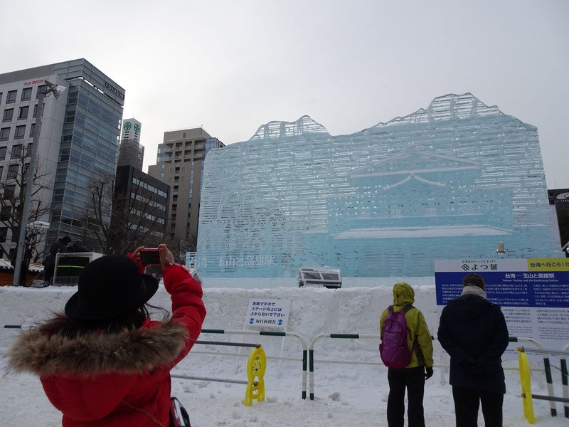 札幌雪祭 玉山與高雄車站大冰雕吸睛