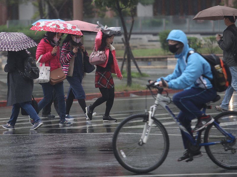 冷氣團加大雨 各地白天難回溫