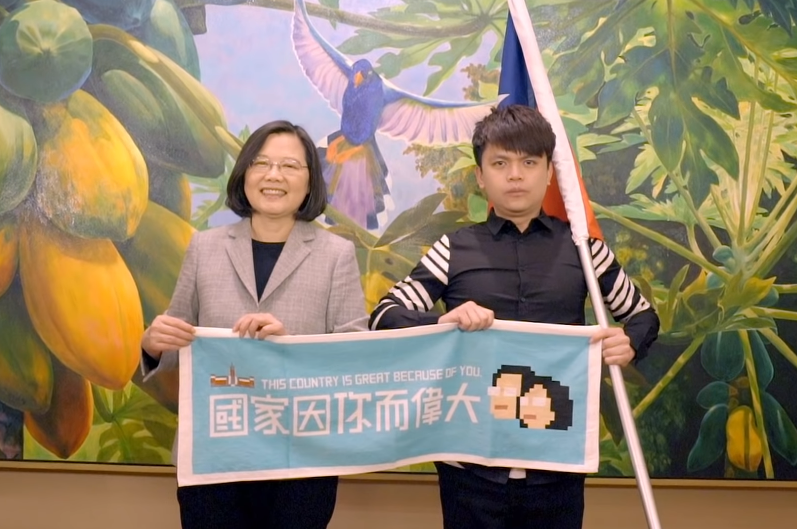 總統YouTube重開張人氣旺 1天圈粉2萬人