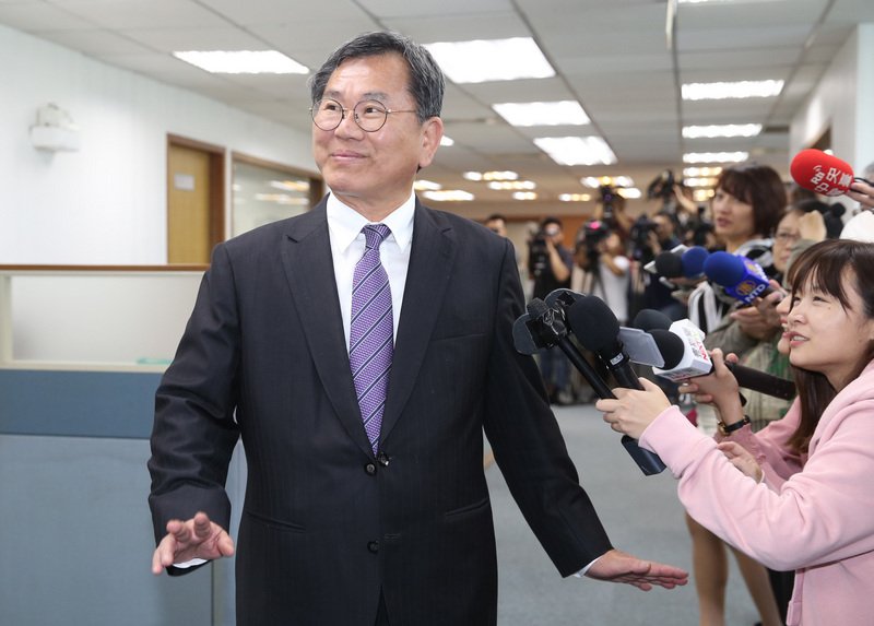 採檢後仍跑活動  立委陳明文致歉願受罰