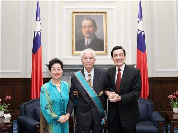 前司法院長施啟揚逝世 享壽84歲