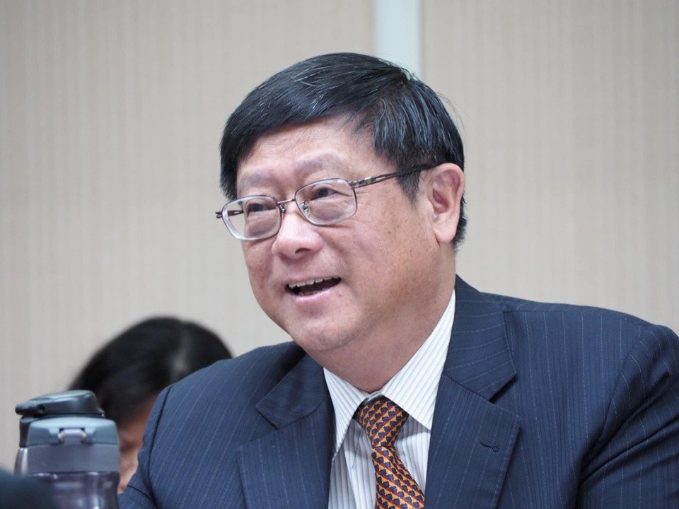 就口杯塑膠含量高於一根吸管? 環保署：部分業者有改良