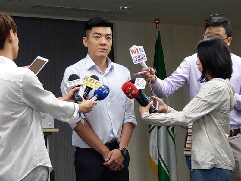 黨務人事年輕化 吳濬彥任民進黨發言人 魏筠接掌客家部