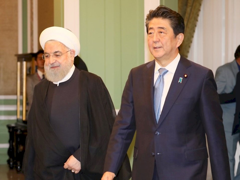 安倍與伊朗領袖會面 盼協助緩和中東緊張