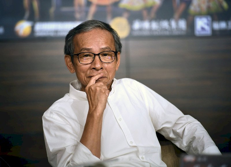 歲末年終  名人幫弱勢老人網路叫賣