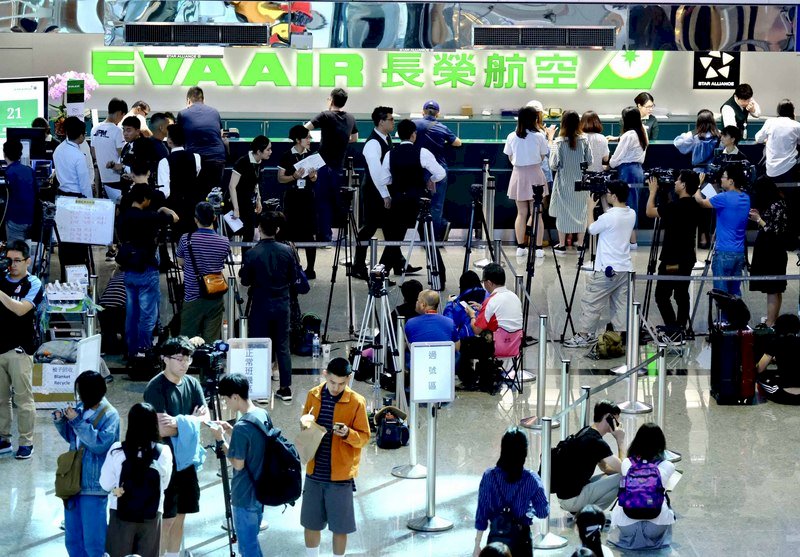 長榮再取消532班 24日後影響逾10萬人
