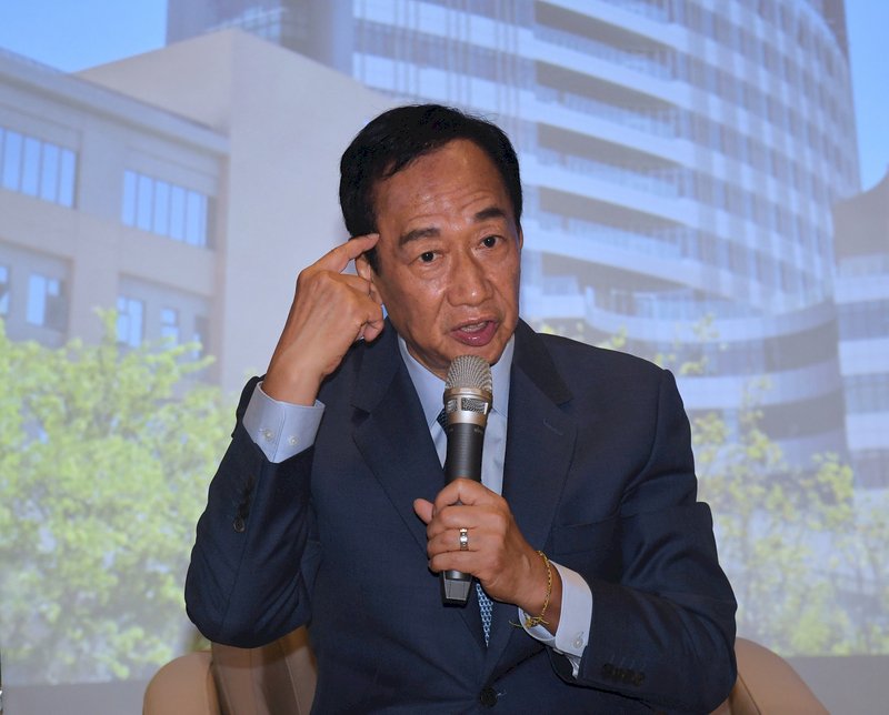 若執意通過反滲透法 郭台銘將赴立院抗議