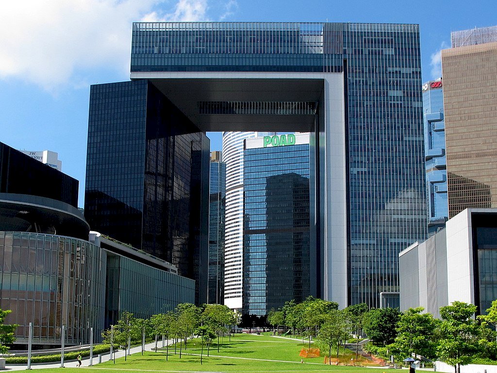 港府總部重開 風暴餘波持續