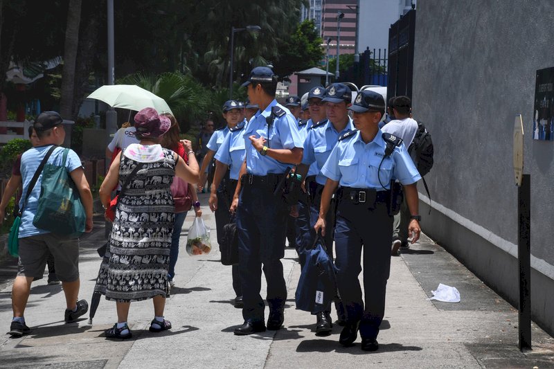 港反送中發起元朗遊行 示威者戴口罩集結