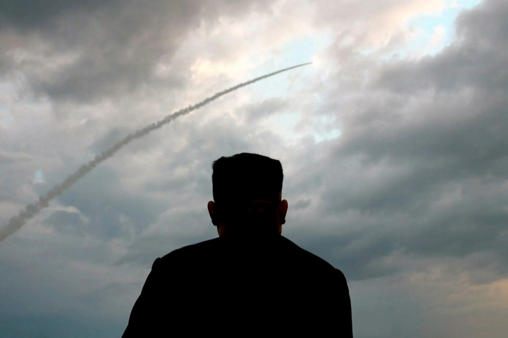 金正恩神隱 脫北官員：恐無法獨力起身行走
