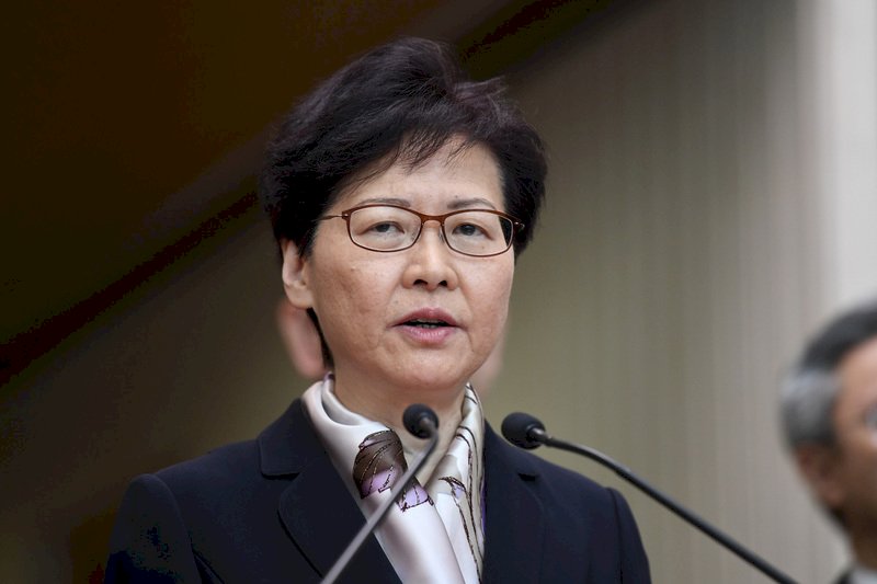 兩位前特首力挺&nbsp; 林鄭危機仍未解