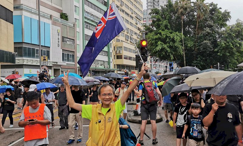 港人繼續反送中 傳旺角警署外有抗議者聚集