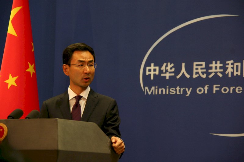 美禁電信商採購華為中興設備 耿爽：經濟霸凌