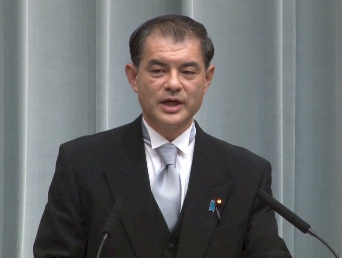 日本人姓名羅馬拼音 政府公文書擬改先姓後名