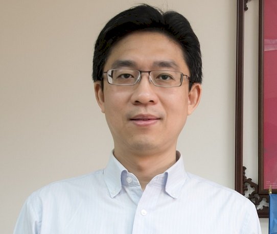 中國兩會／學者：維穩優先 再設法振興經濟