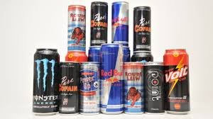◎過多的糖分和咖啡因在你喝的能量飲料裡，你喝得下去嗎？別拿自己的發育和智力開玩笑吧！