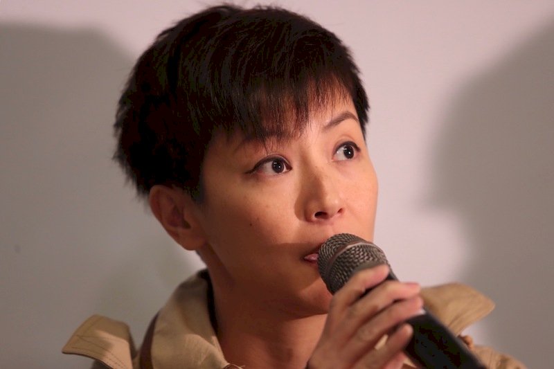 港府「禁蒙面法」今生效&nbsp; 何韻詩：絕不屈服