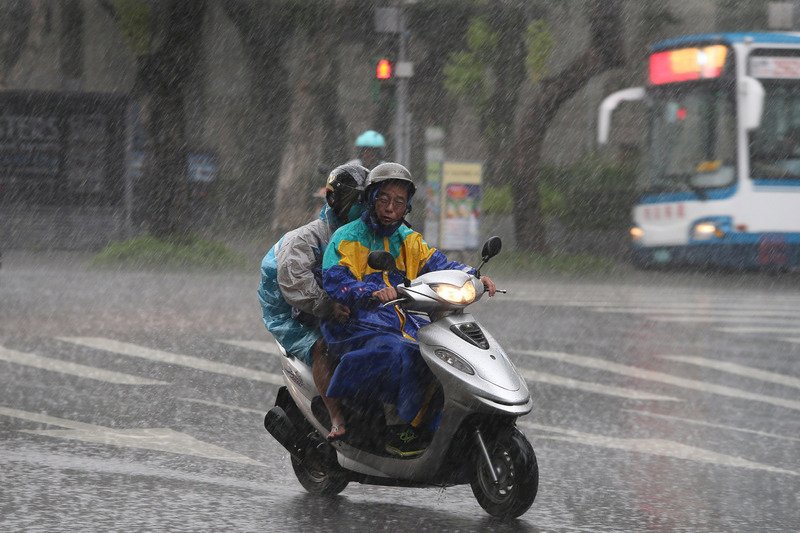 颱風外圍影響北部東北部間歇雨 日夜溫差大