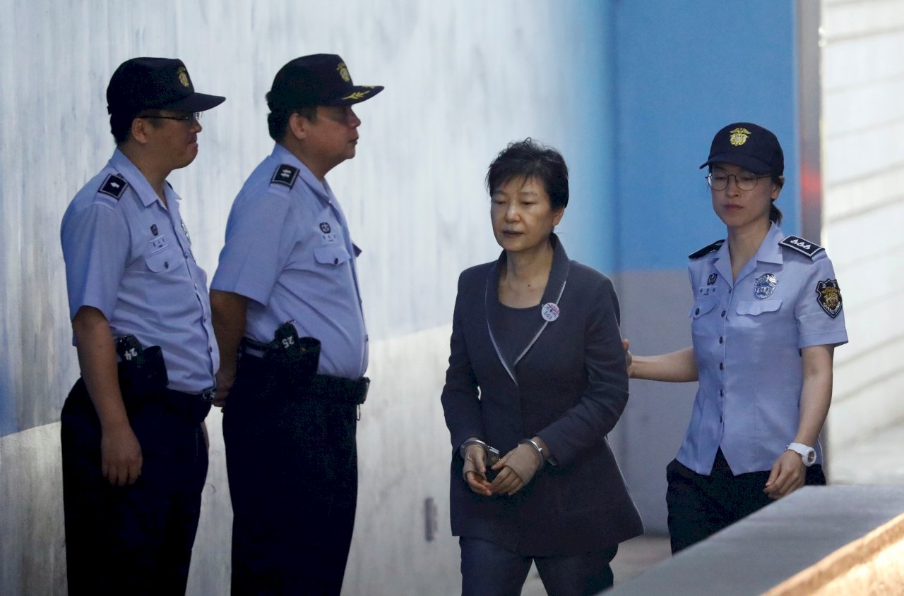 南韓前總統朴槿惠貪污濫權 20年徒刑定讞
