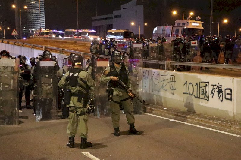 譴責港警開槍 香港公共醫療醫生協會：無異行刑