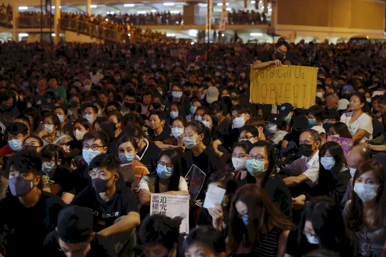 受害者出面指控 &nbsp;港警暴行曝光(影音)