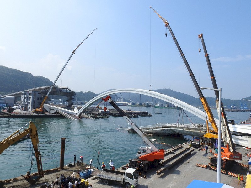 南方澳斷橋阻出海作業 擬賠償漁船共逾1億元