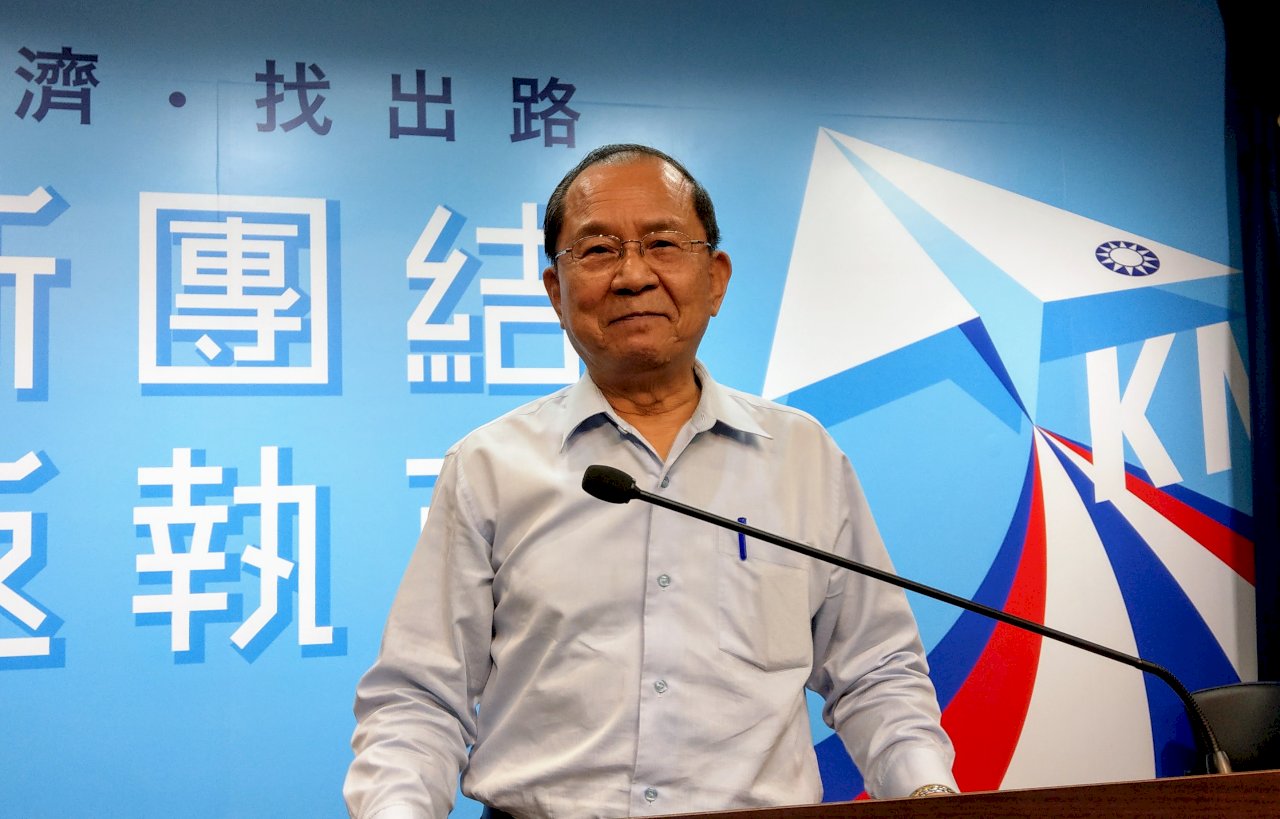 杜建德：郭台銘想支持國民黨 但要給他的支持者時間