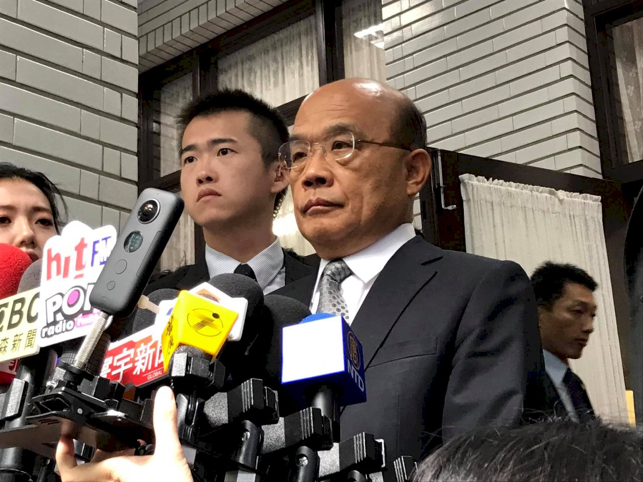 韓國瑜喊廢一例一休與高鐵南延 蘇貞昌批不負責任