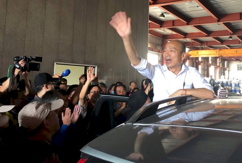 拚選舉 韓國瑜：出國交換生費用定想辦法