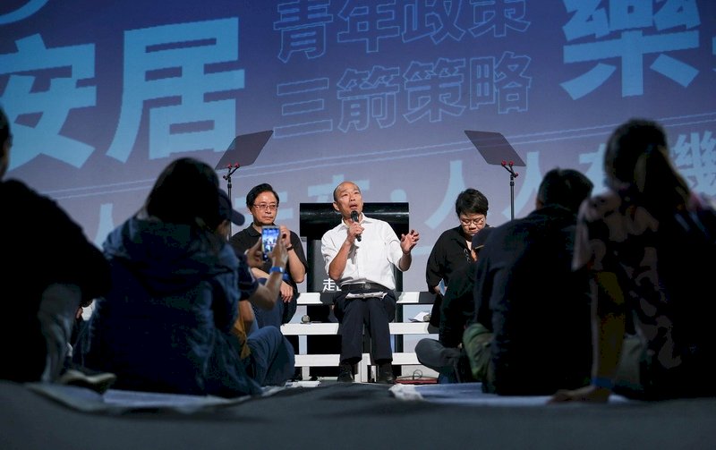 帶職參選總統遭質疑 韓國瑜：沒有違法