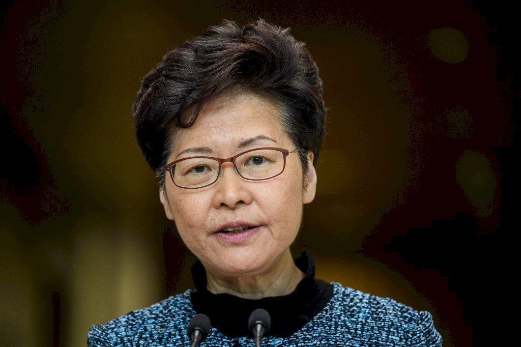 林鄭稱中大及理大衝突影響了她的睡眠  挨香港網友批