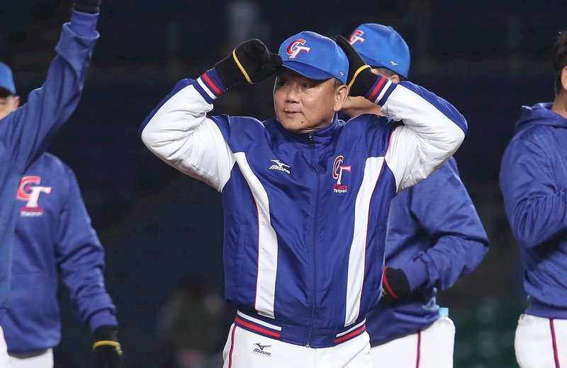 12強 洪一中金卿文再度交手 意外首勝就贏7分