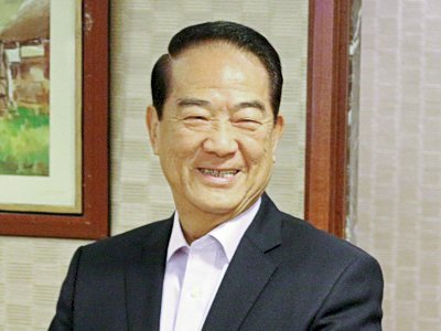 宋楚瑜參選與否 藍綠都不敢大意