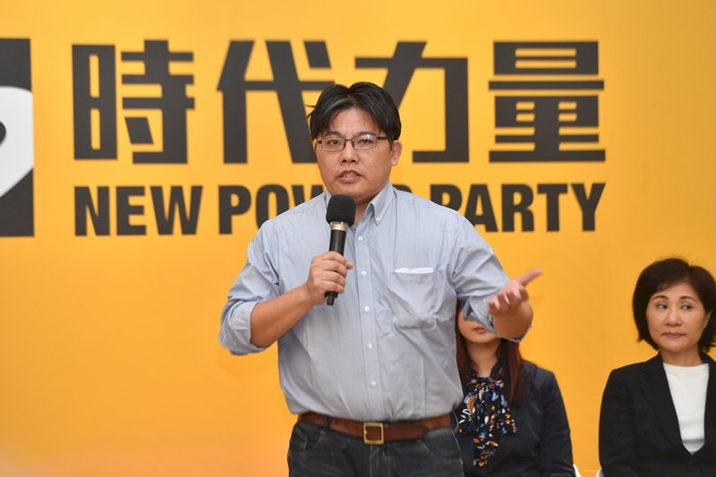 決策委員赴北院接徐永明 邱顯智：應考慮案件偵辦及社會觀感