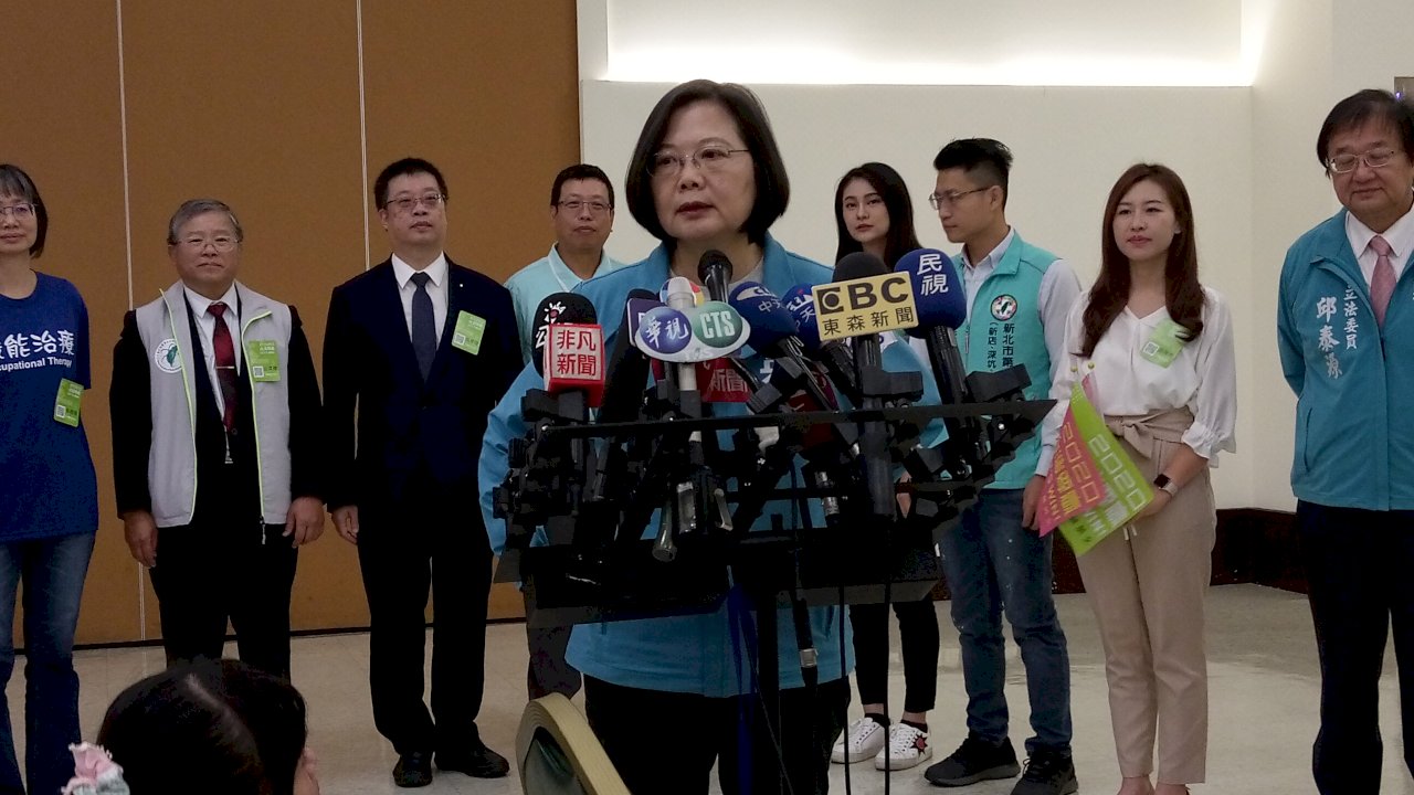 48小時內宣布副手？蔡總統笑回：不要這樣追殺我嘛