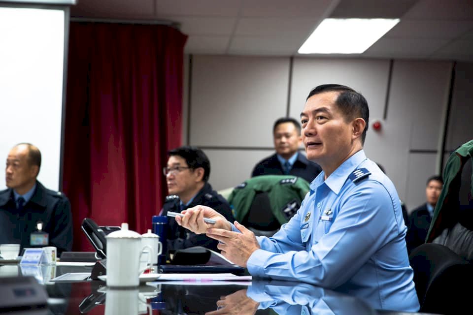 共軍航艦剛通過 國軍聯翔操演全島展開