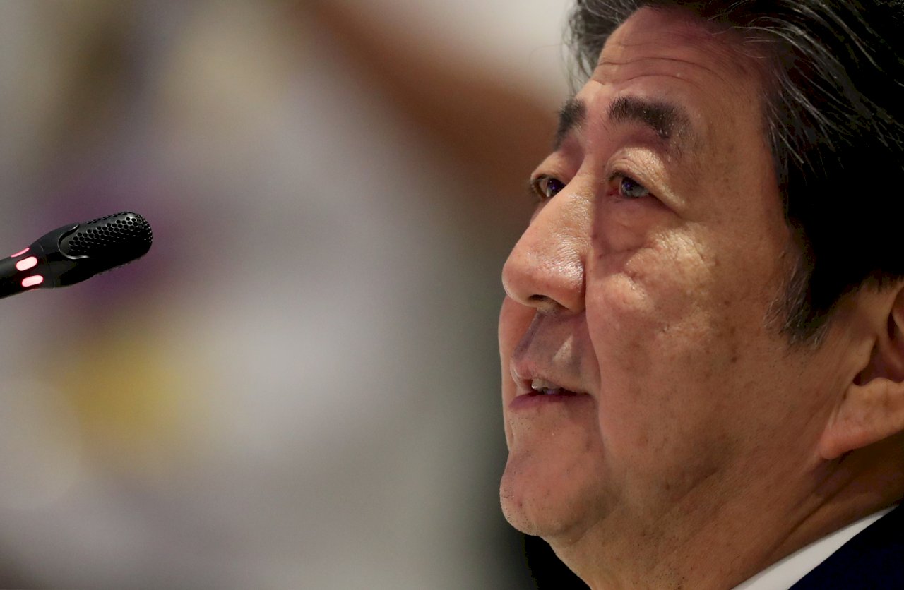 2887天 安倍成日本在位最久首相